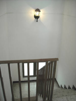 2ndfloorstairwell.jpg